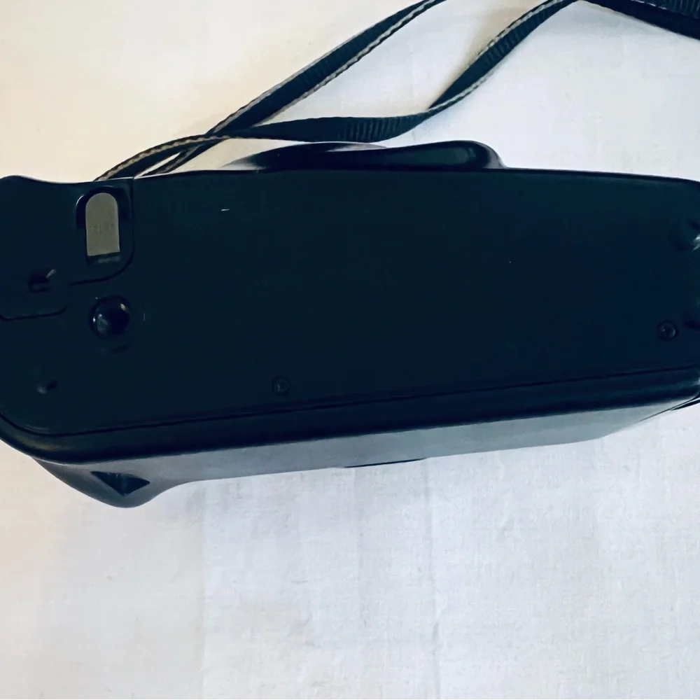 Canon Sure Shot ZOOM-S Black Camera Not Working For Parts Or Repair